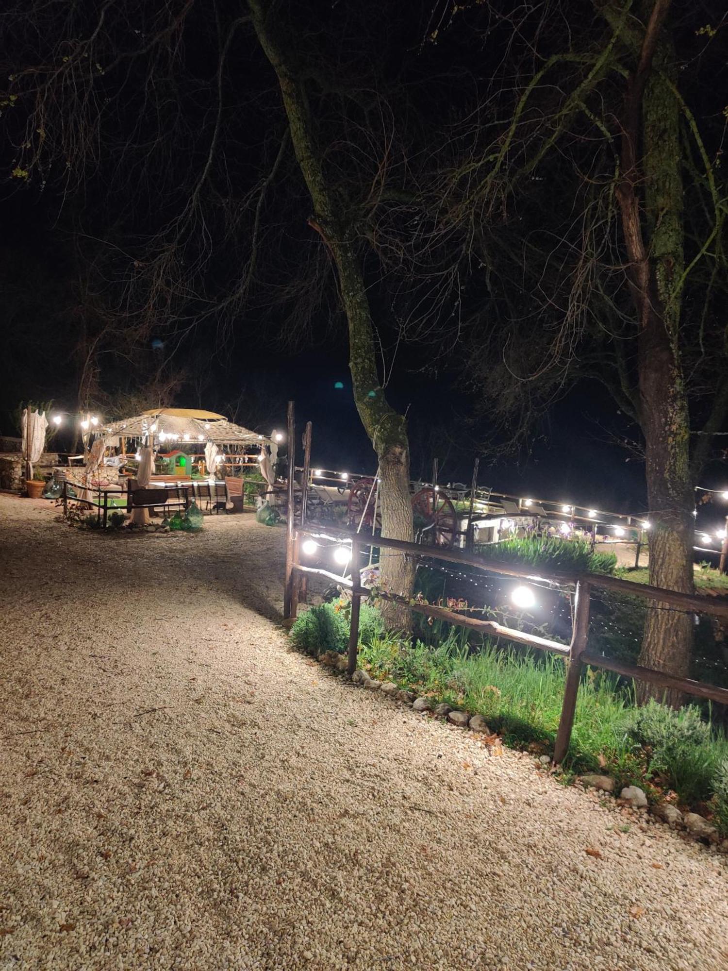 B&B Le Grette Gioia Dei Marsi Exterior foto